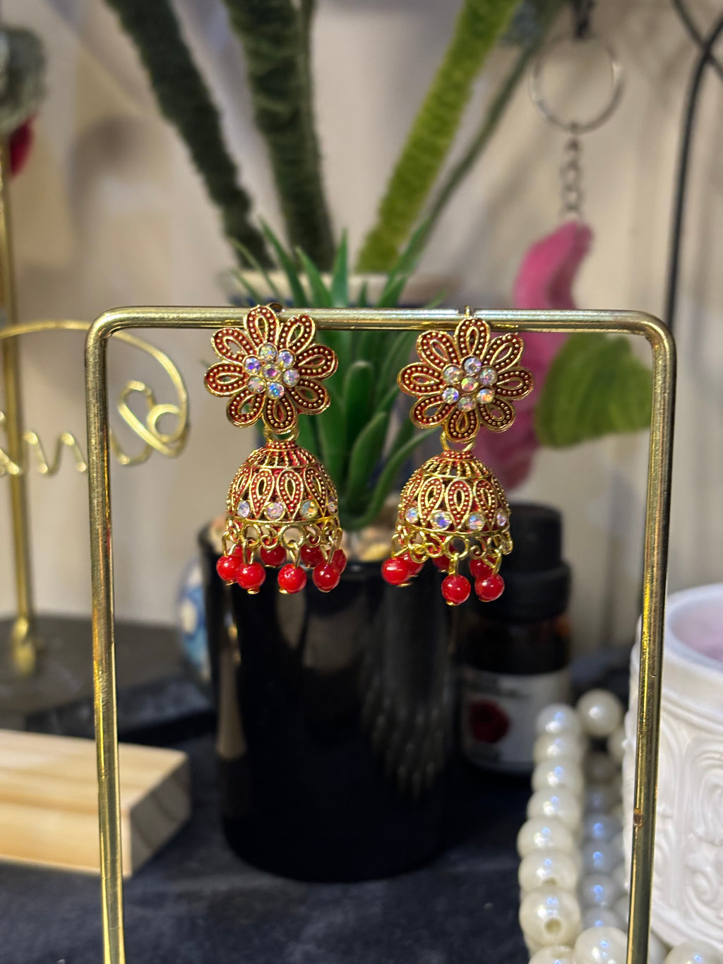 Floral jhumkay