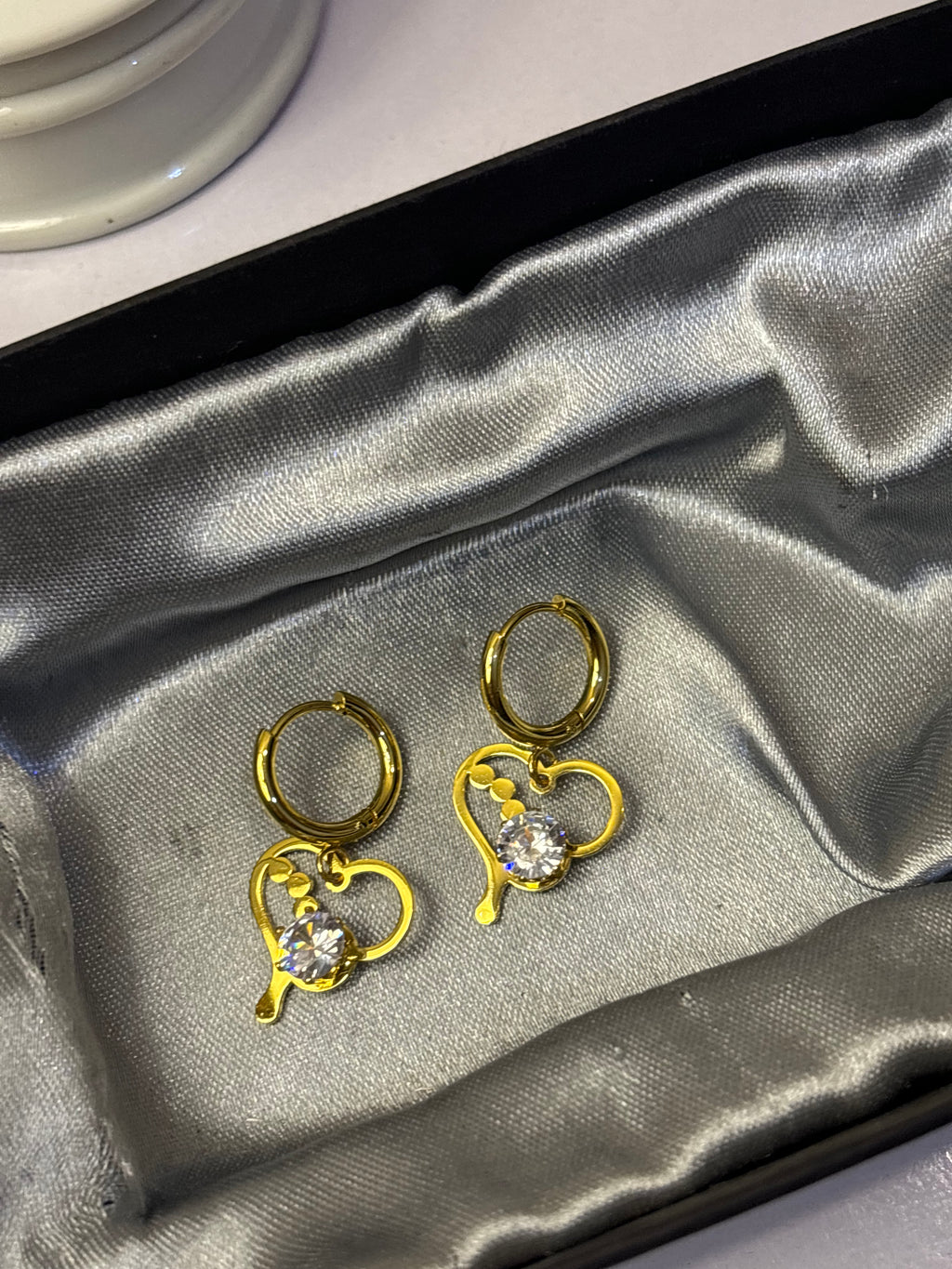 Stainless steel heart hanging hoops