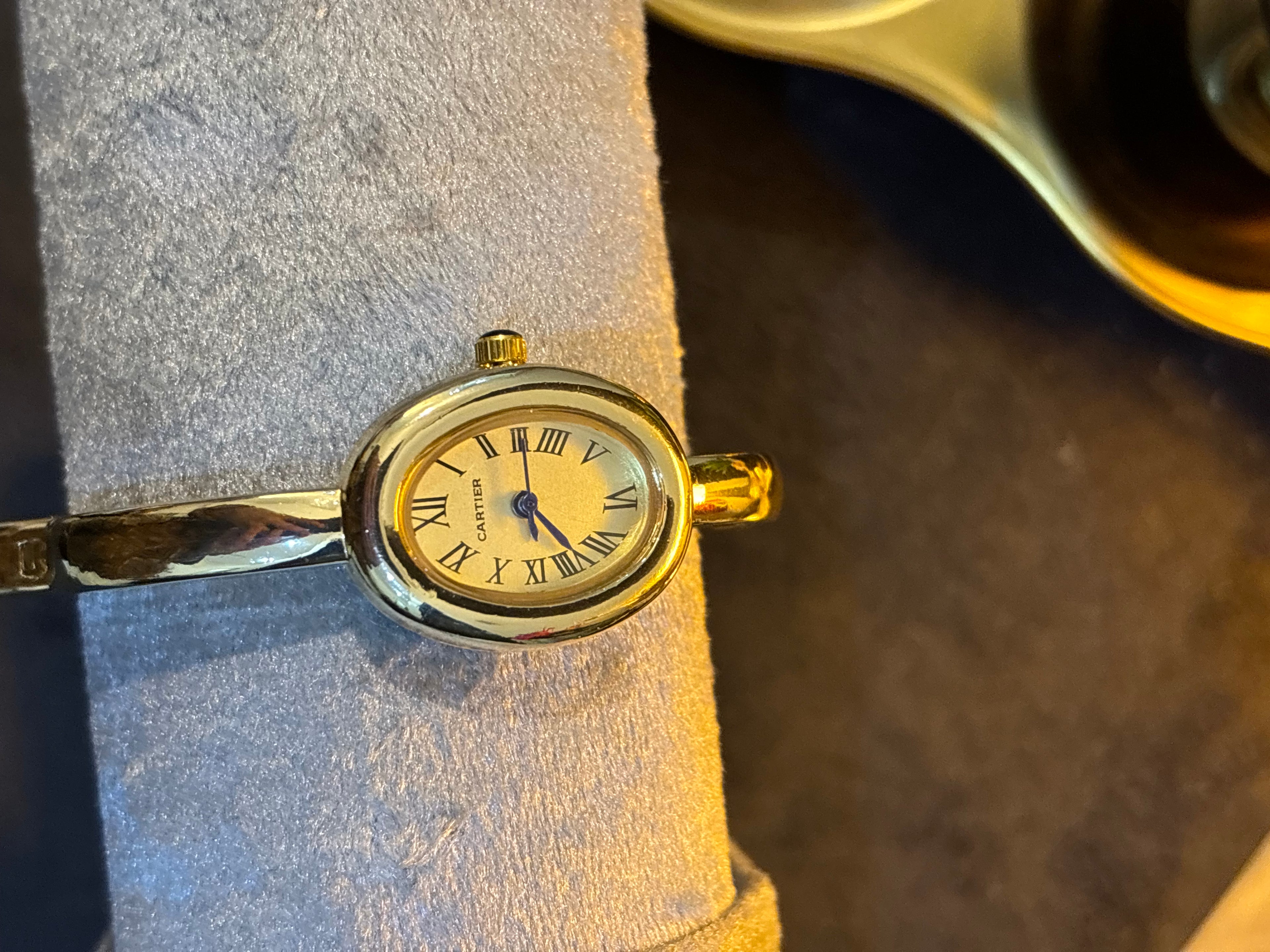 Classic stainless steel  bangle watch
