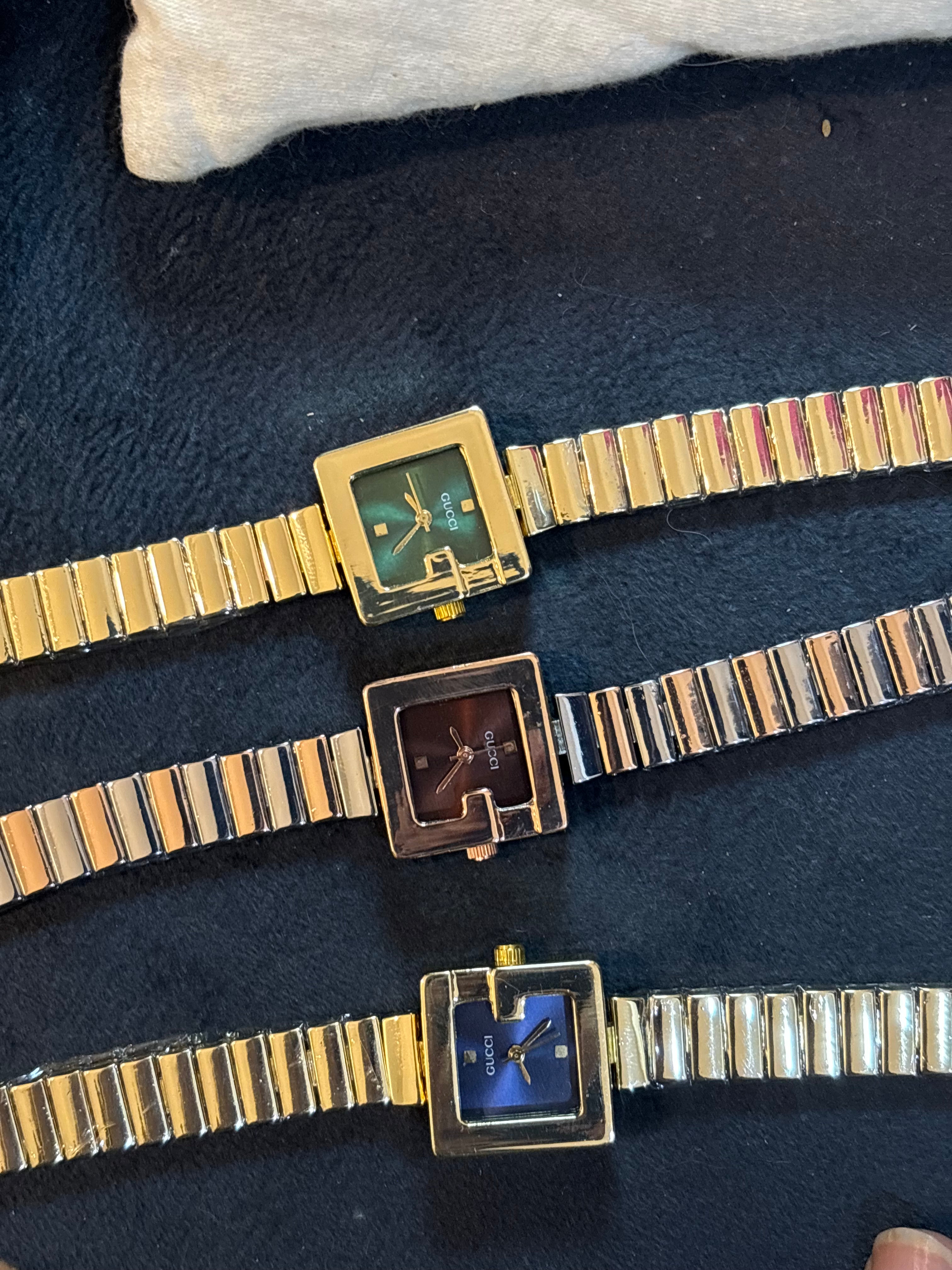 Gucci classic minimal watch