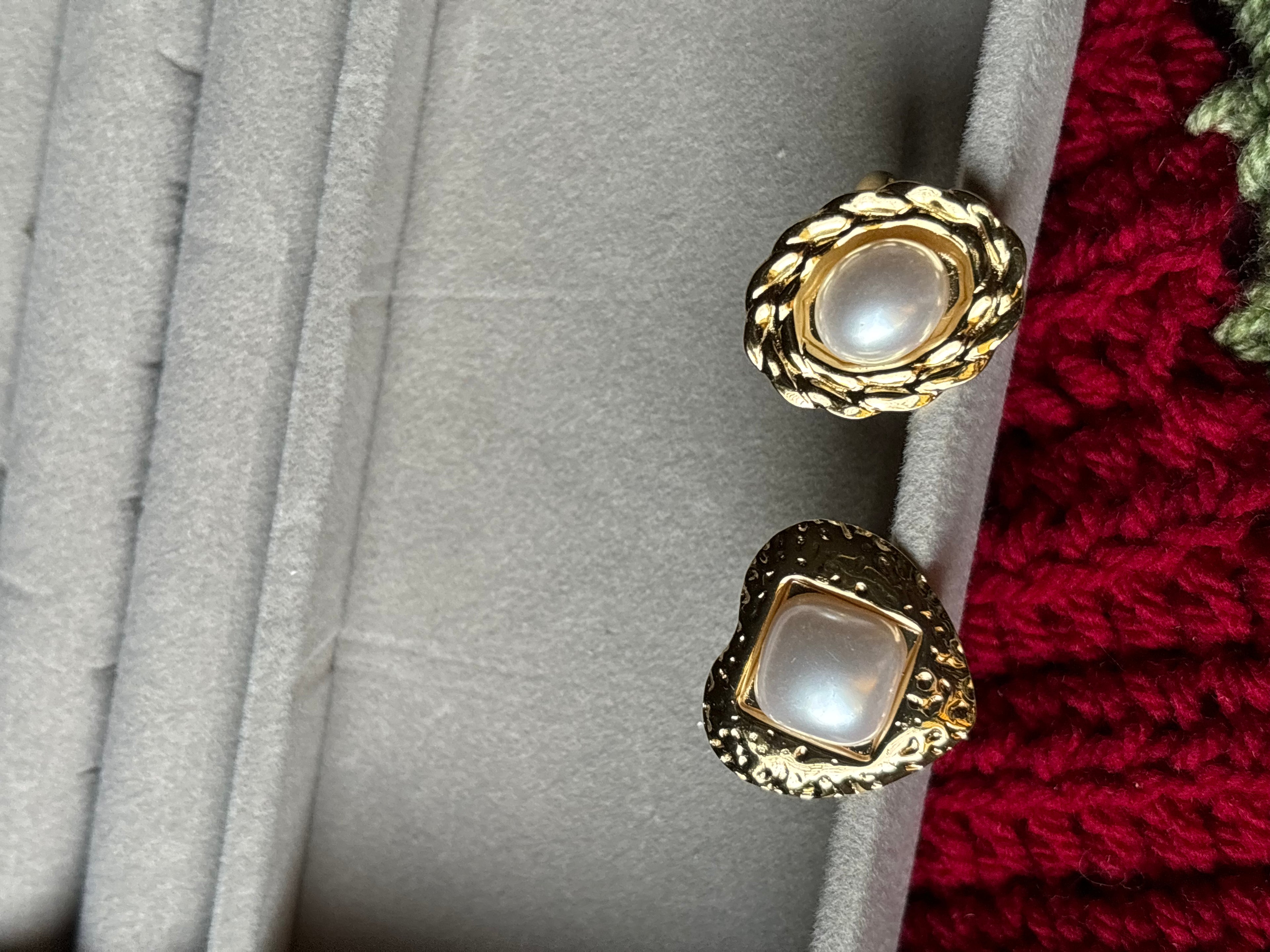 White stone stainless stell adjustable ring