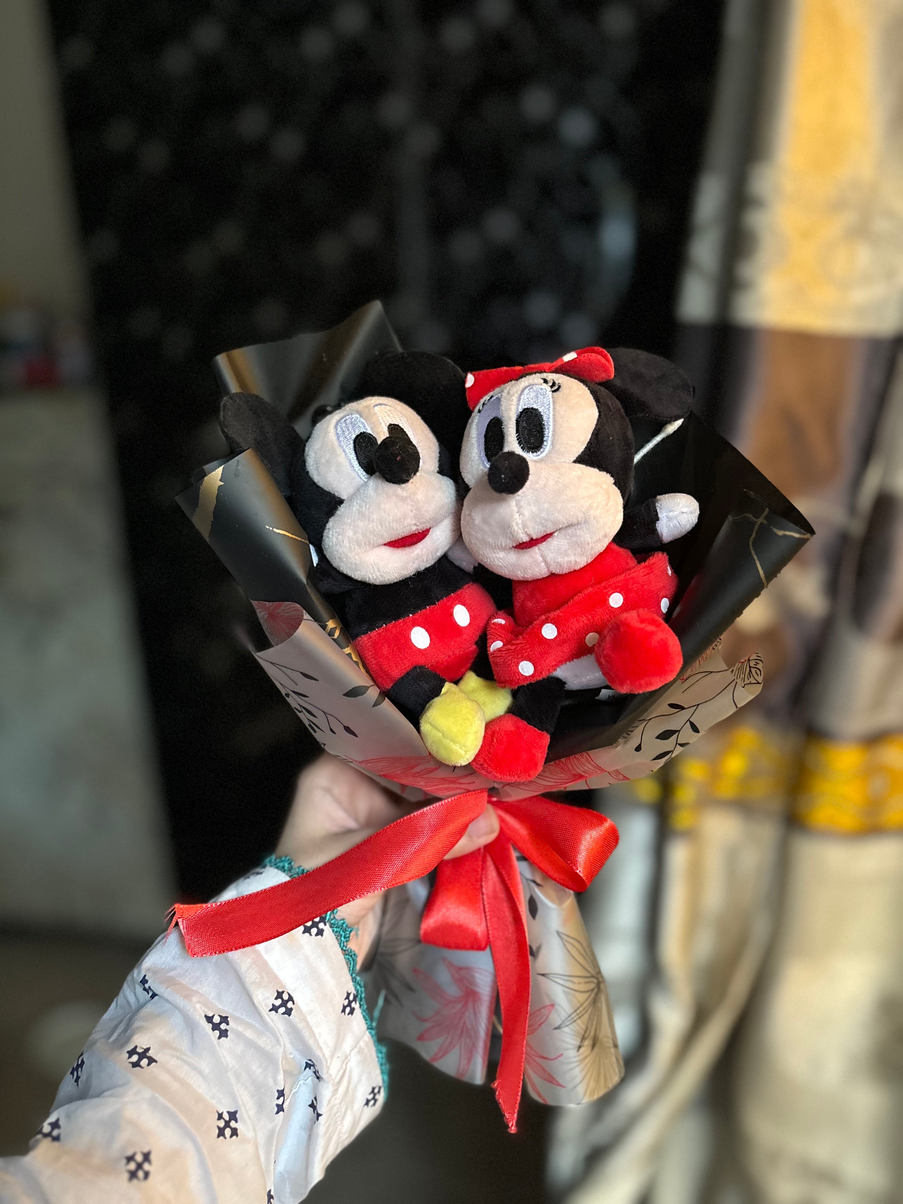 Mickey mouse and minnie bouquet